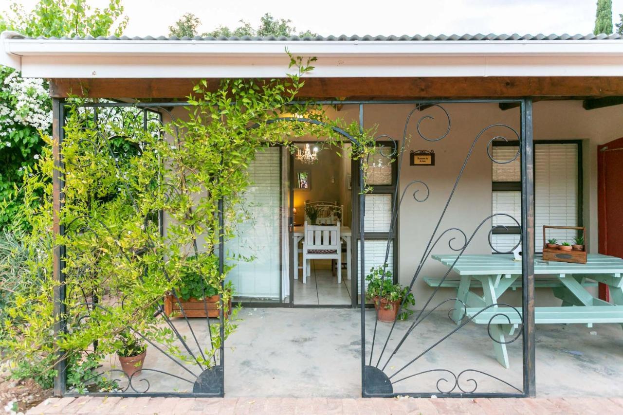 Die Fonteine Country Guesthouse And Glamping Oudtshoorn Zewnętrze zdjęcie