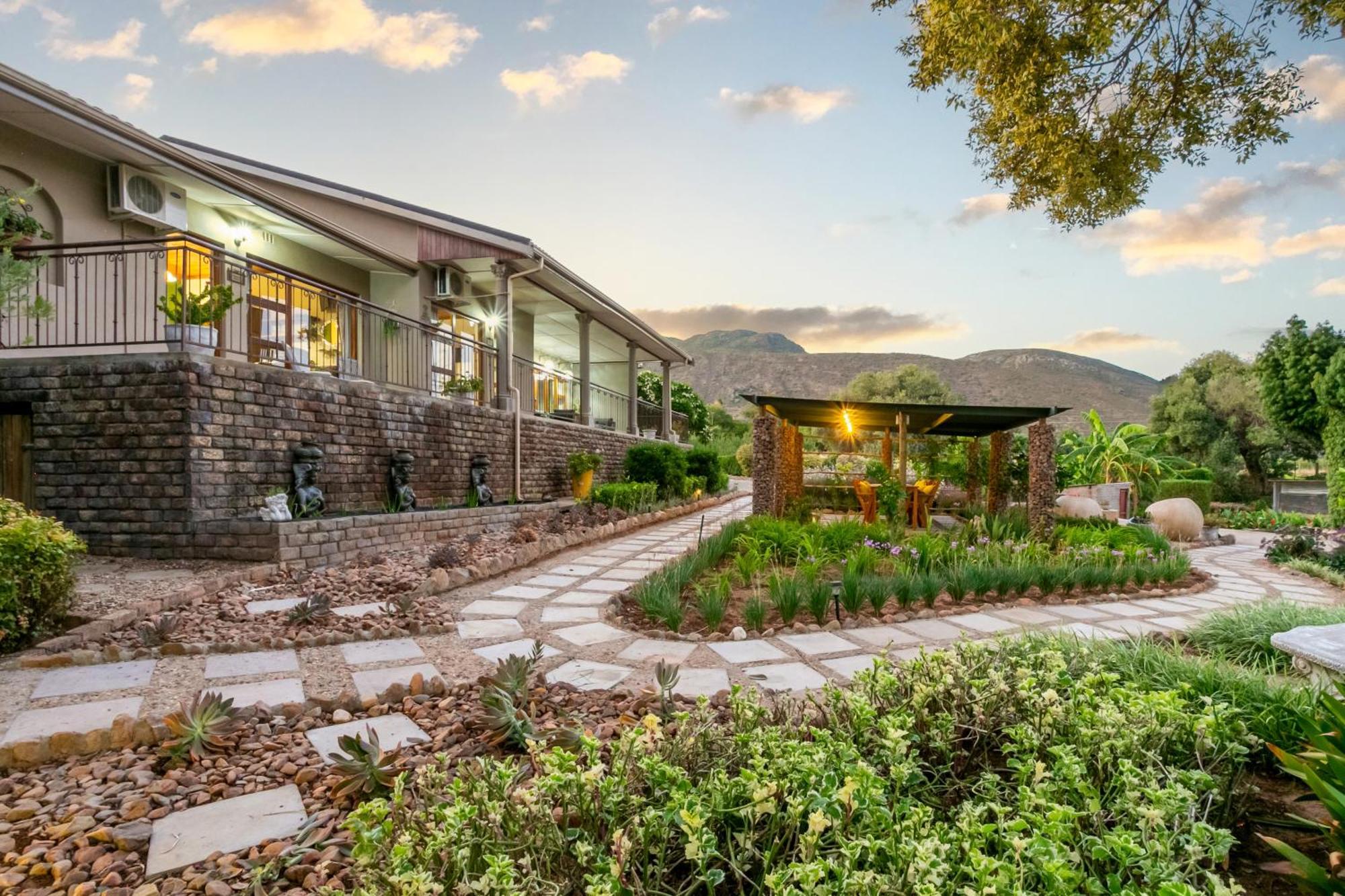 Die Fonteine Country Guesthouse And Glamping Oudtshoorn Zewnętrze zdjęcie