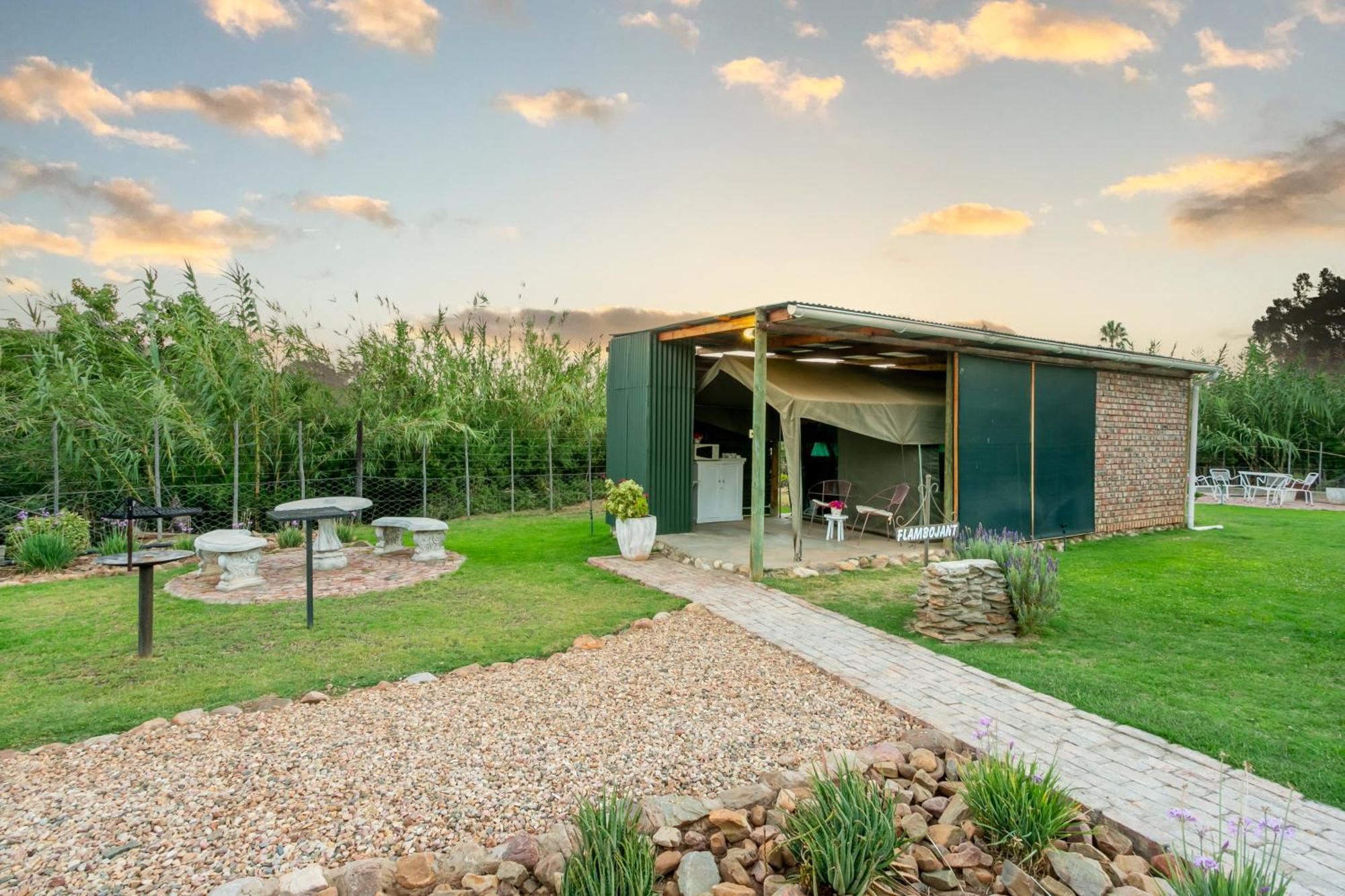 Die Fonteine Country Guesthouse And Glamping Oudtshoorn Zewnętrze zdjęcie